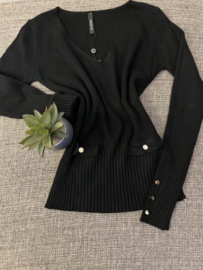 🖤 Sweater escote V Negro